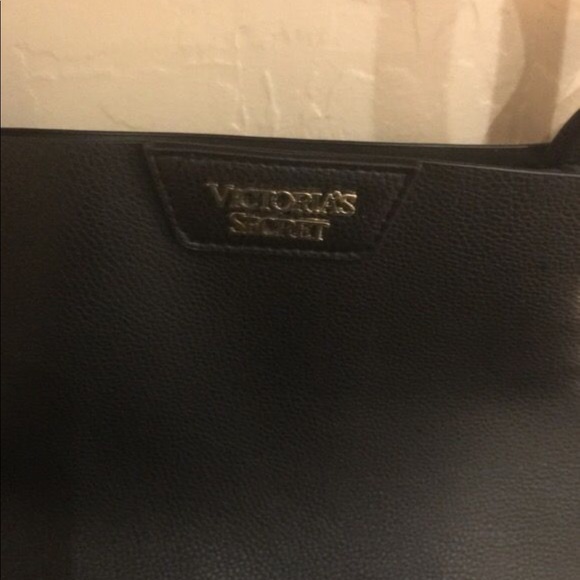 Victoria Secret limited edition leather bag ! - Picture 3 of 6